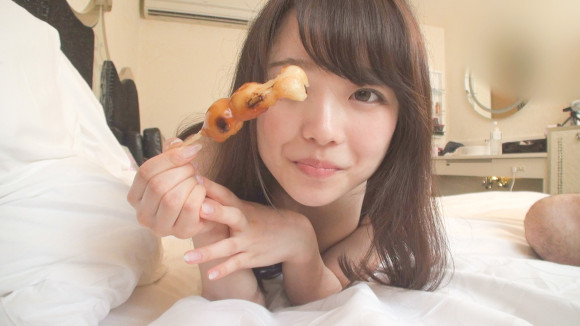 みたらし団子食べた後、甘酸っぱいフェラをする素人ちぃ(21)